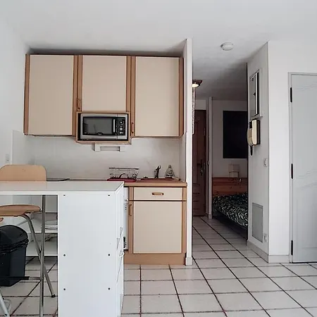 Rez De Jardin Avec Coin Nuit Et Parking Pour Faire A Pied Apartment *